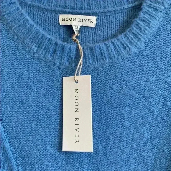 ⭐️HOST PICK⭐️ BNWT  Moon river oversized sweater size Xs - Picture 4 of 6